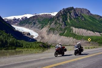 Wild, Weit, Wunderschön – Mit dem Motorrad durch Kanada