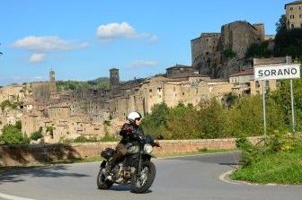 Sommer verlängern: Südeuropa mit dem Motorrad erleben