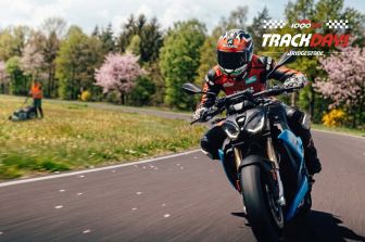 Wenn andere Garten machen, machst du Rennstrecke.