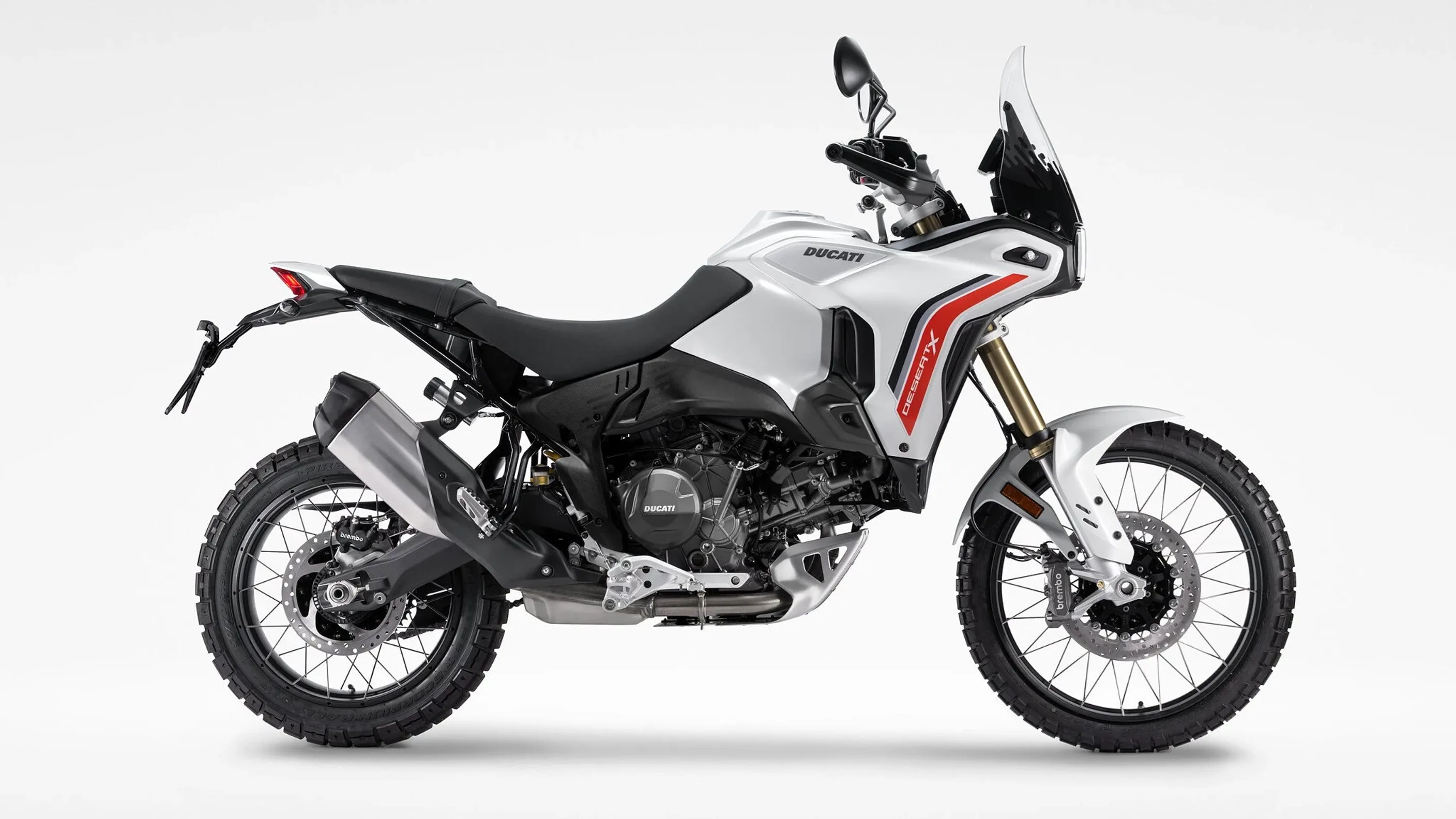 Voici les meilleures motos d'enduro de tourisme de milieu de gamme 2026